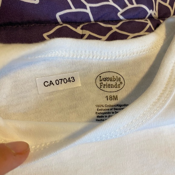 White Diaper shirt - Picture 2 of 2